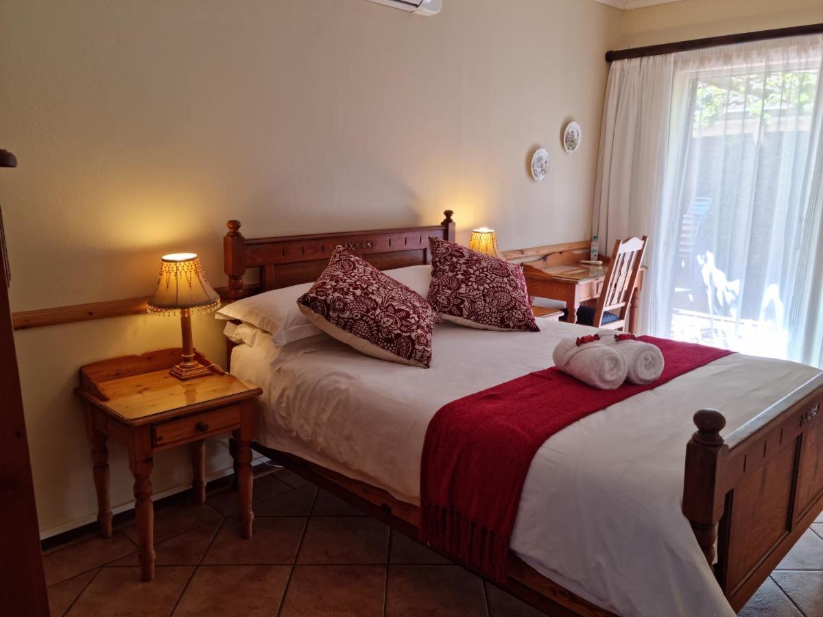 Camelia Guest House Bloemfontein Esterno foto
